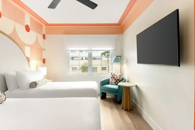 Twin room
