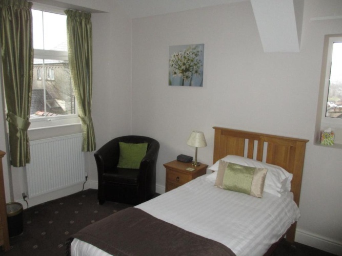 Standard Single room