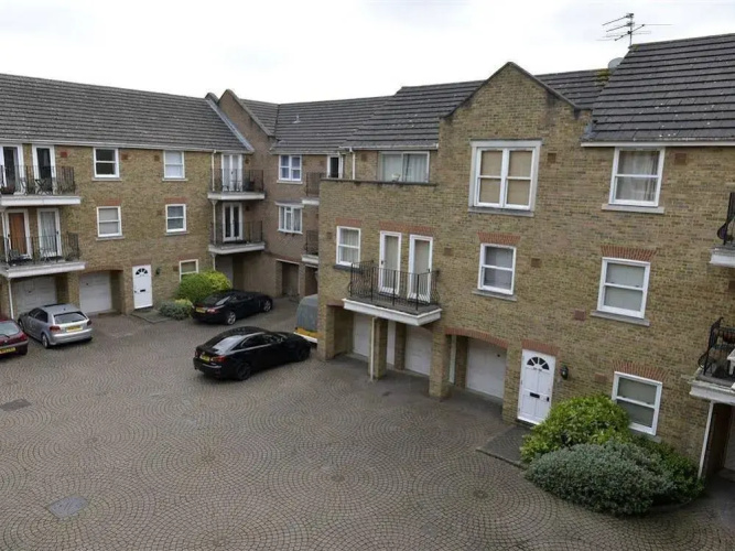 Cedar Terrace
