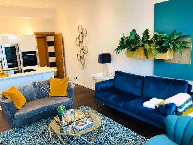 2 Bedrooms Apartment