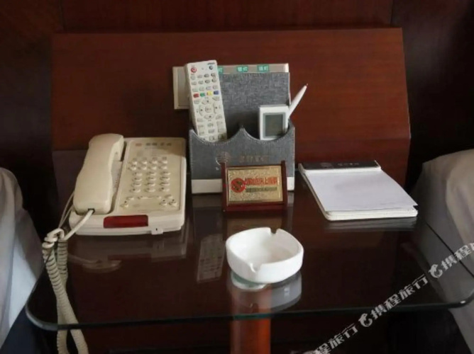Yanshi Hotel