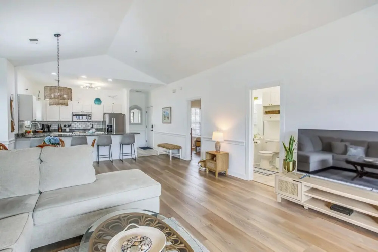 2 Mi to Shore: Myrtle Beach Condo w/ Pool!