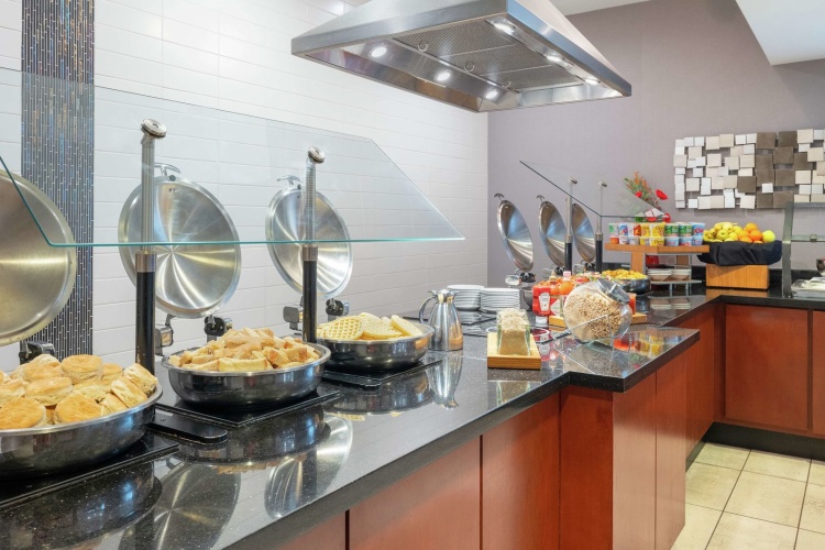 DoubleTree by Hilton Hotel Atlanta Airport photo 14