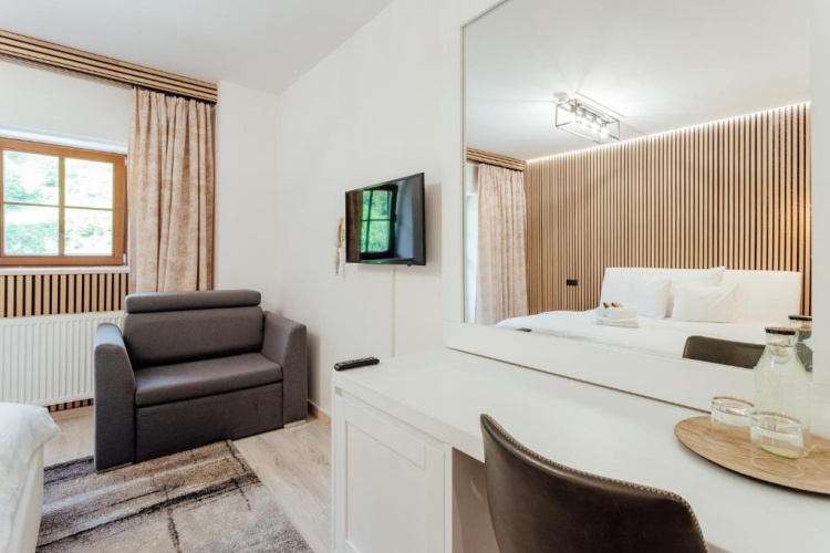 Standard Double room with balcony
