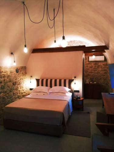 Ippola Boutique Hotel