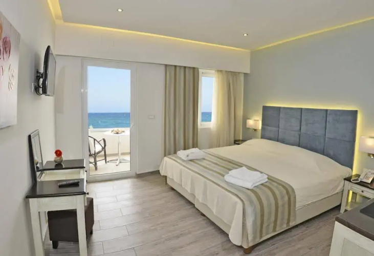 Princess Irini Sea Front ApartHotel