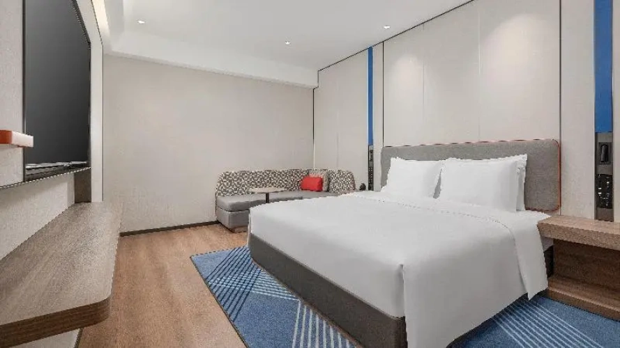 1 Bedroom Suite