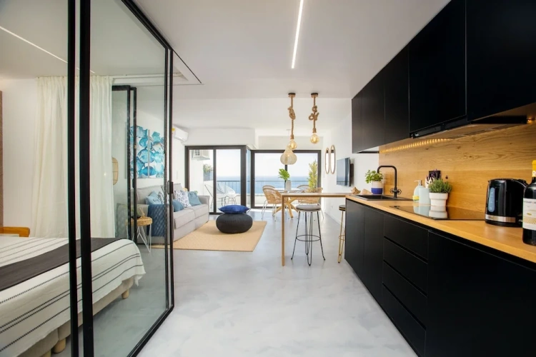 Apartment with balcony