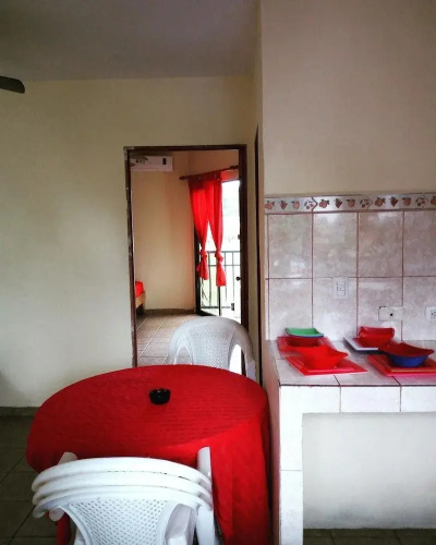 Hotel Feliz Vida