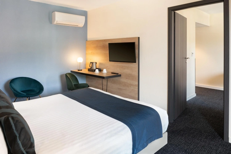 Double Suite