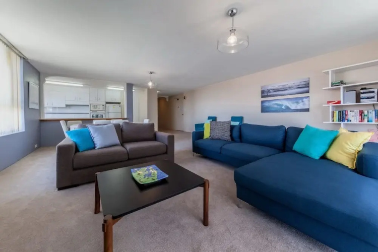 Westpoint, Unit 10/2 Thurlow Avenue