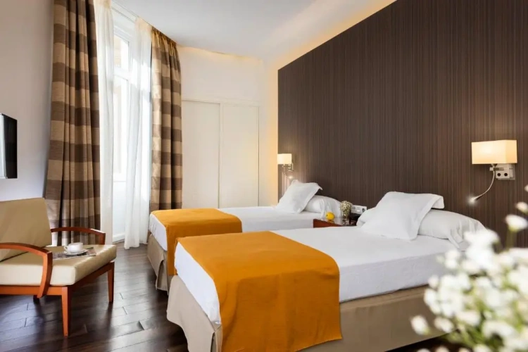 Twin room