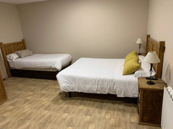1 Bedroom Standard Quadruple Family room