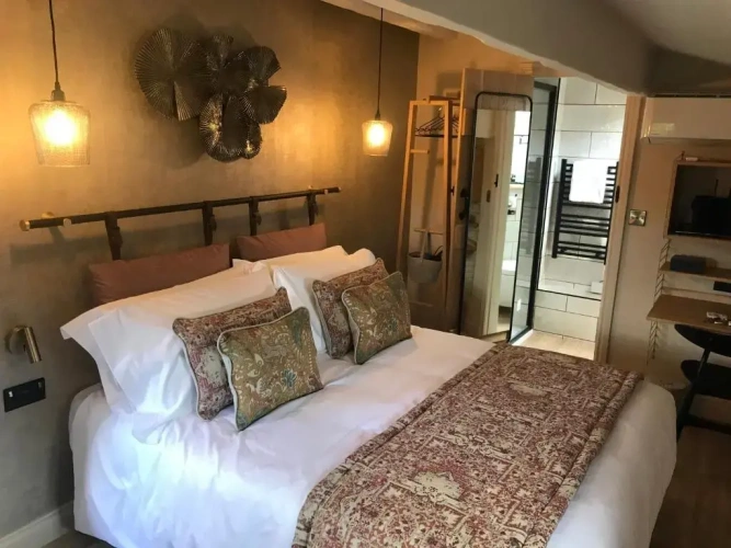 Deluxe Double room