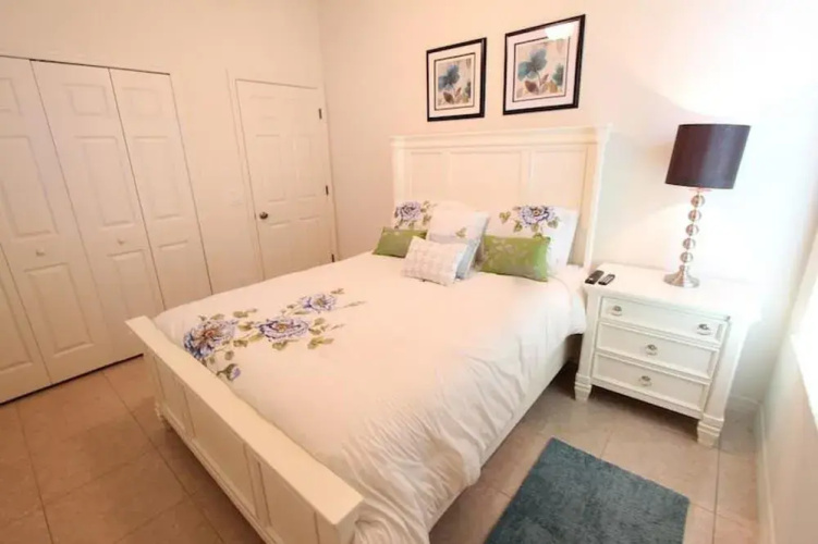 Crystal Cove 929