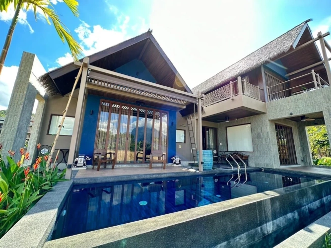 2 Bedrooms Villa