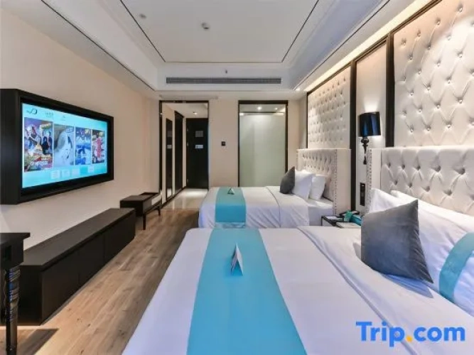 Deluxe Double room with view