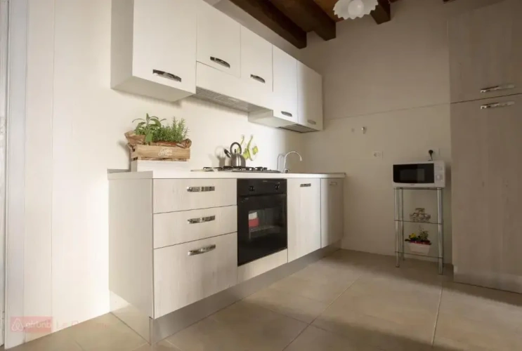 2 Bedrooms Cottage