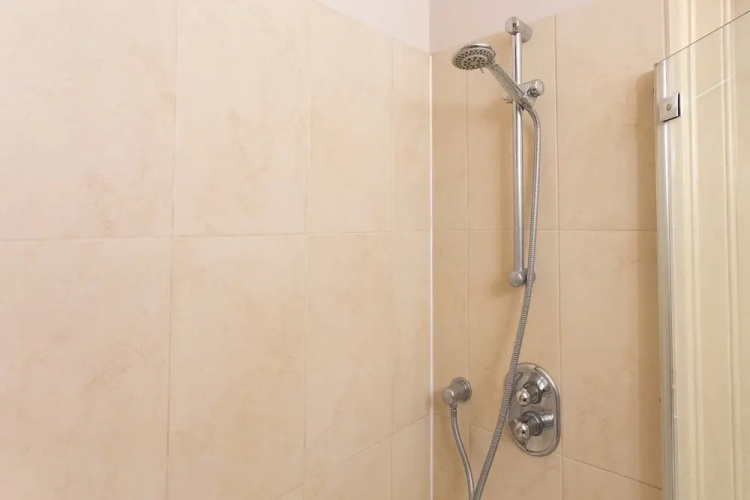 1 Bedroom Flat In Soho