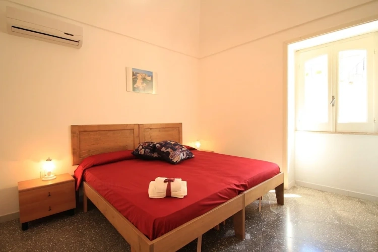 2 Bedrooms Apartment with balcony