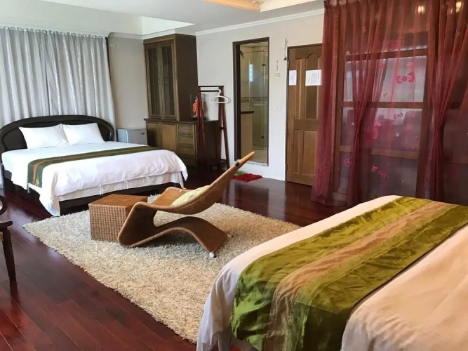 Emaly Homestay