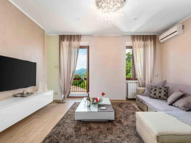 Srok Apartments
