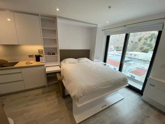 Modern Studio Apartment at The Hub