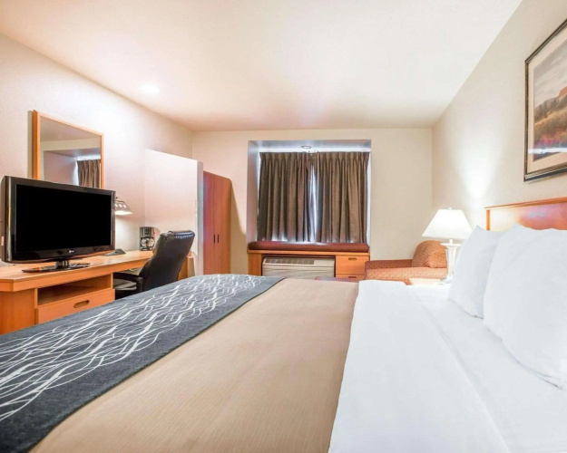 Comfort Inn & Suites Salinas City Center Area