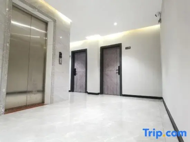 Yangjiang Yaofeng Hotel