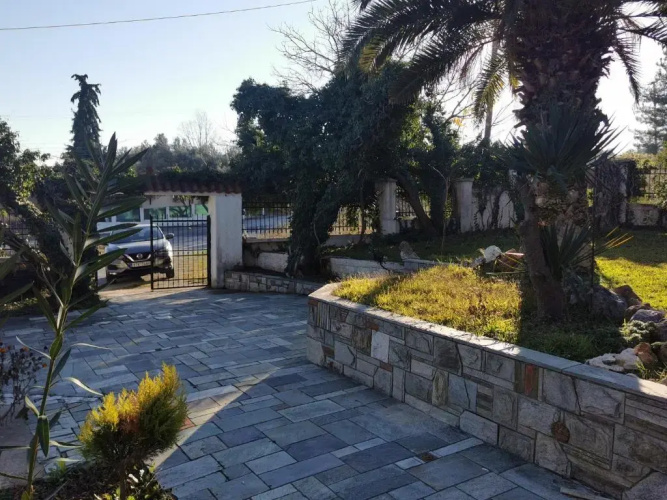 160 s.m unique luxury house