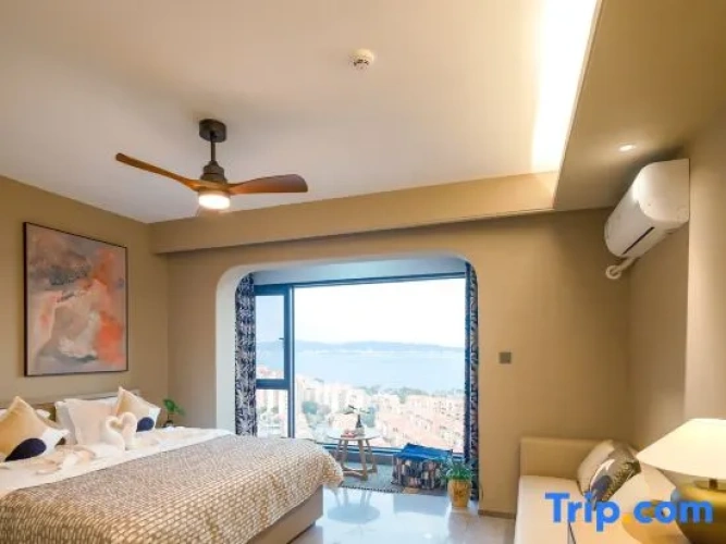 Standard Double room with view