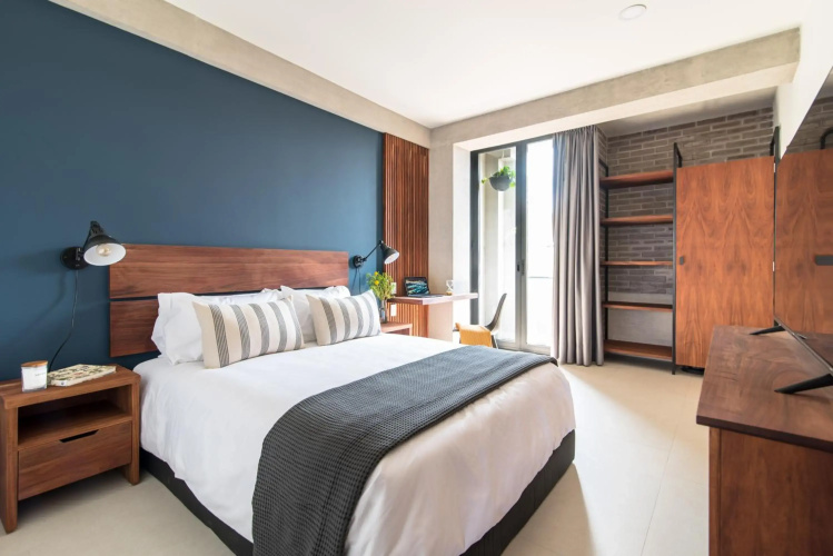Alcazar Apartments by Host Me Tender