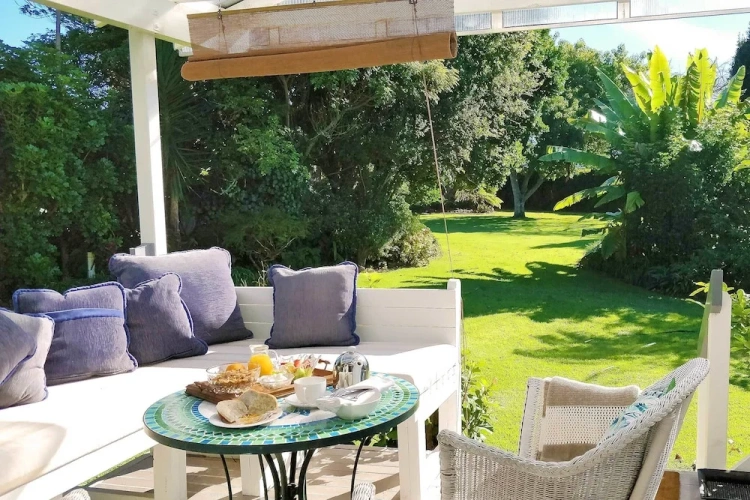 Double Cottage with garden view