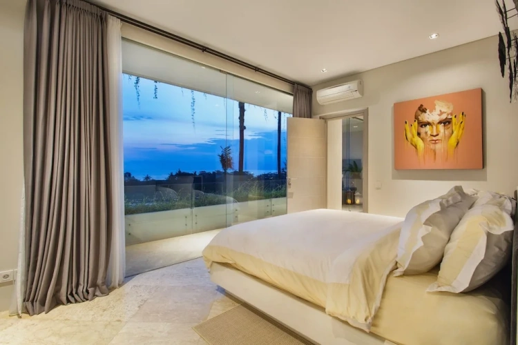 2 Bedrooms Standard Quadruple room with partial ocean view