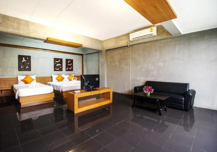 Triple Suite