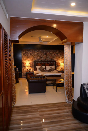 Hilton Suites