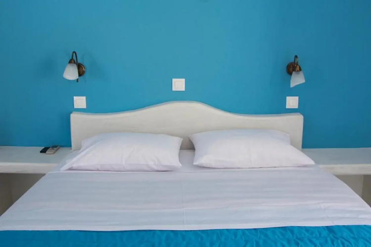 Sail Inn Studios & Apartments
