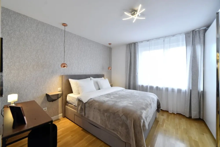 Superior Apartment