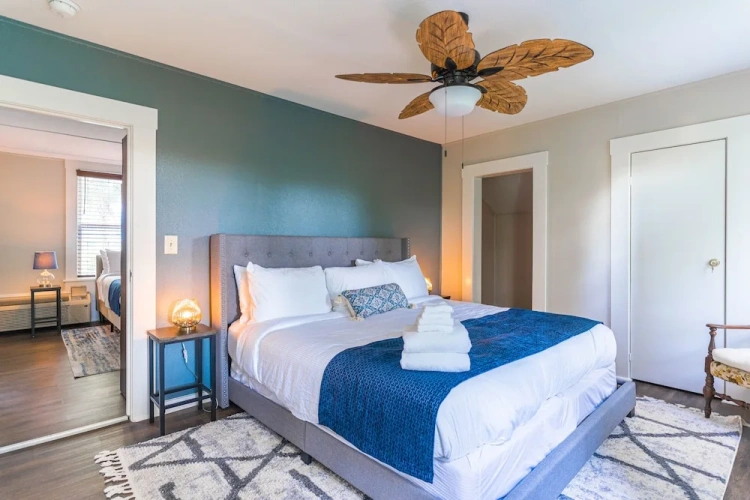 Deluxe Quadruple room