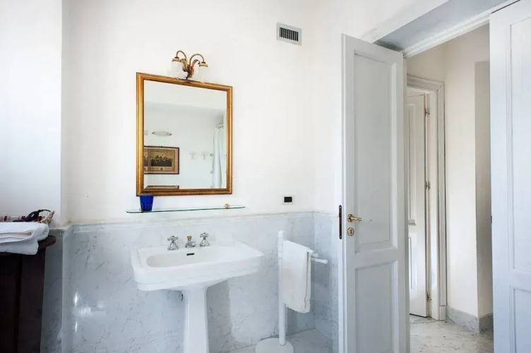Villa in Paceco With Pool and Countryside Views
