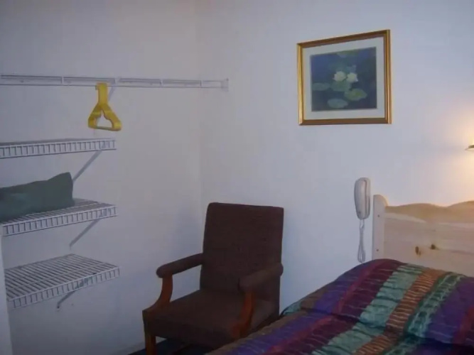 Summer Place Hotel