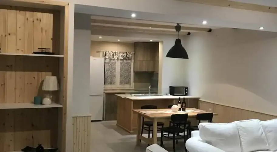 Stathis Home