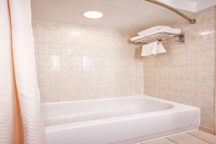DoubleTree by Hilton Chicago - Alsip photo 10