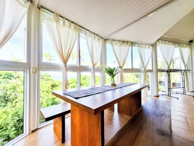 1 Bedroom Apartment with ocean view