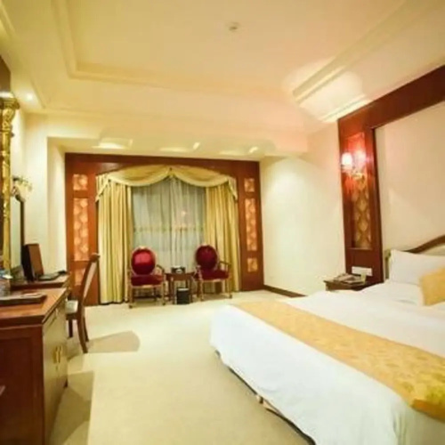 Emp-court Hotel