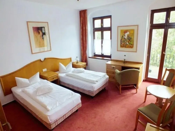 Parkschlößchen Maasdorf
