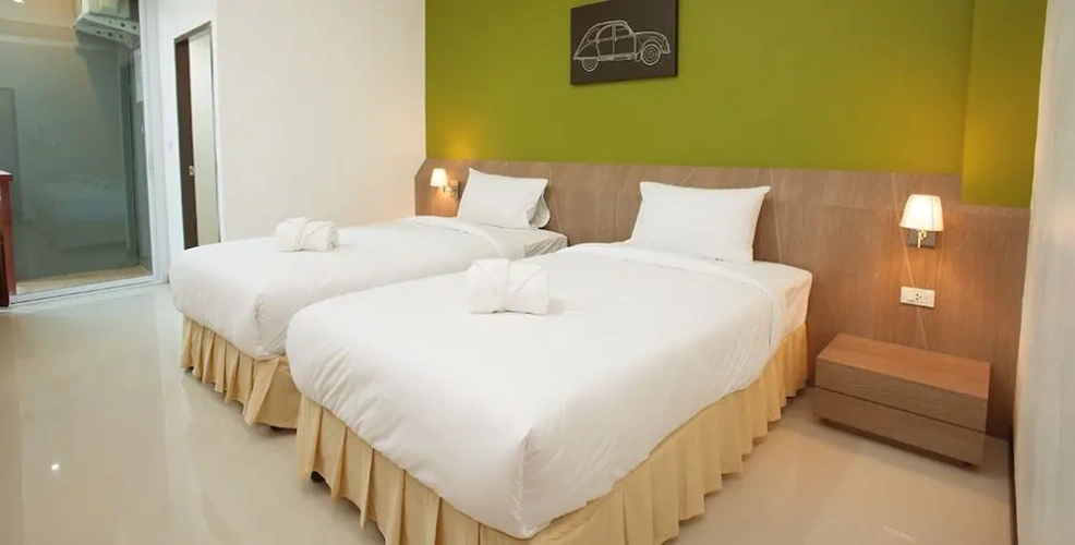 Standard Twin room