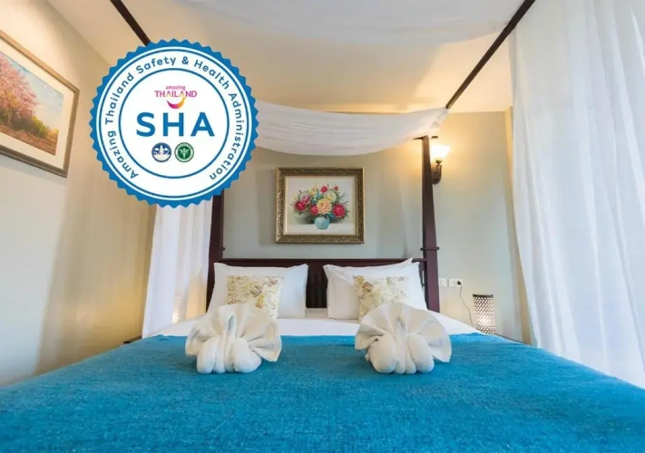 Suite with balcony and with garden view