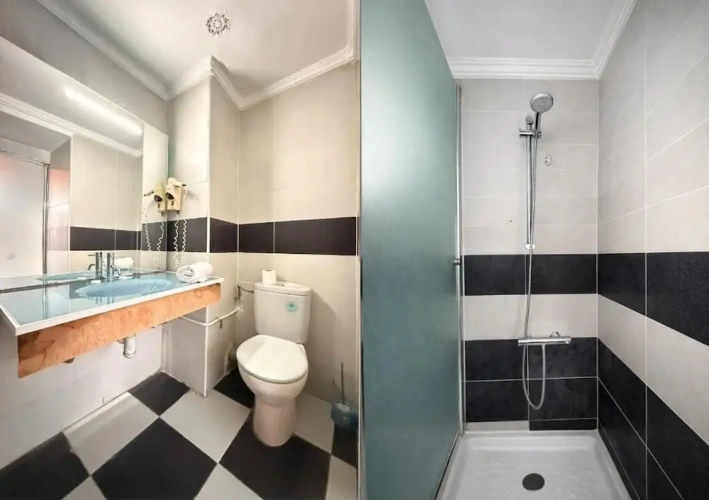 Comfort Single room with city view
