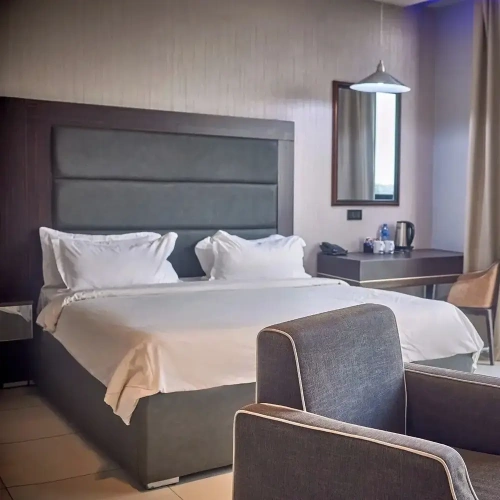 Economy room
